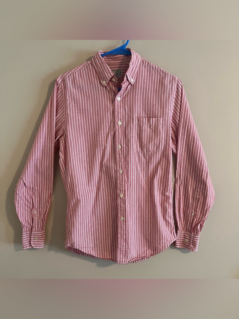 J. Crew Slim Straight Size XS Mens Red Button Down Long Sleeve Pocket Shirt